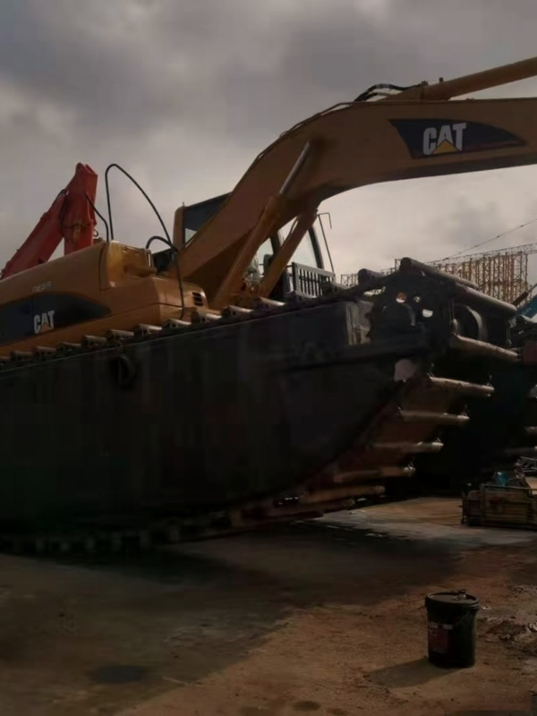 Used Caterpillar CAT 320C Amphibious Excavator for Sale