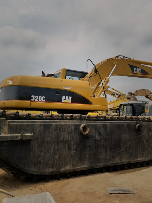 Used Caterpillar CAT 320C Amphibious Excavator for Sale