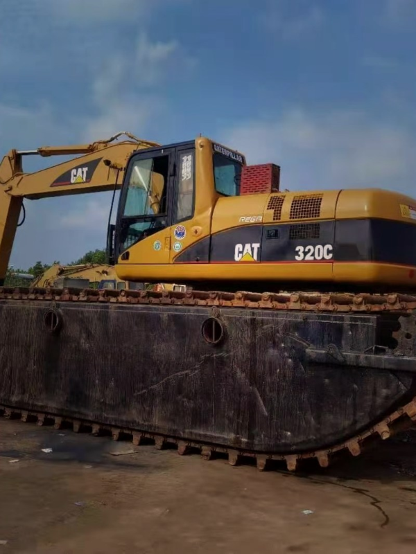 Used Caterpillar CAT 320C Amphibious Excavator for Sale