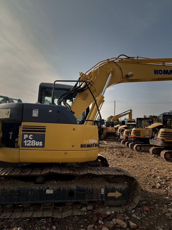 Used Komatsu PC128US Excavator for Sale